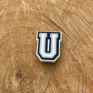 🔴10 for $10 shoe charms for Crocs